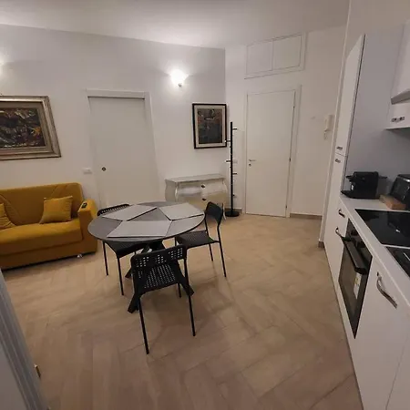 Splendido Bilocale! Via Crimea Appartement
